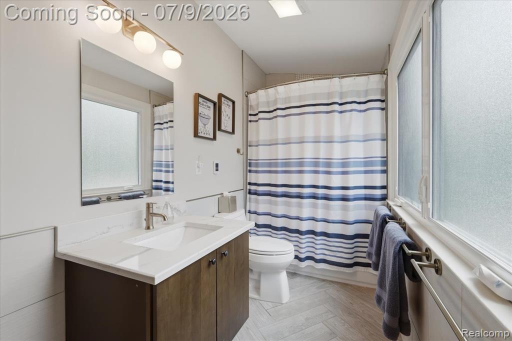 423 S Cranbrook Cross Road, Bloomfield Hills, MI 48301 — Photo 37