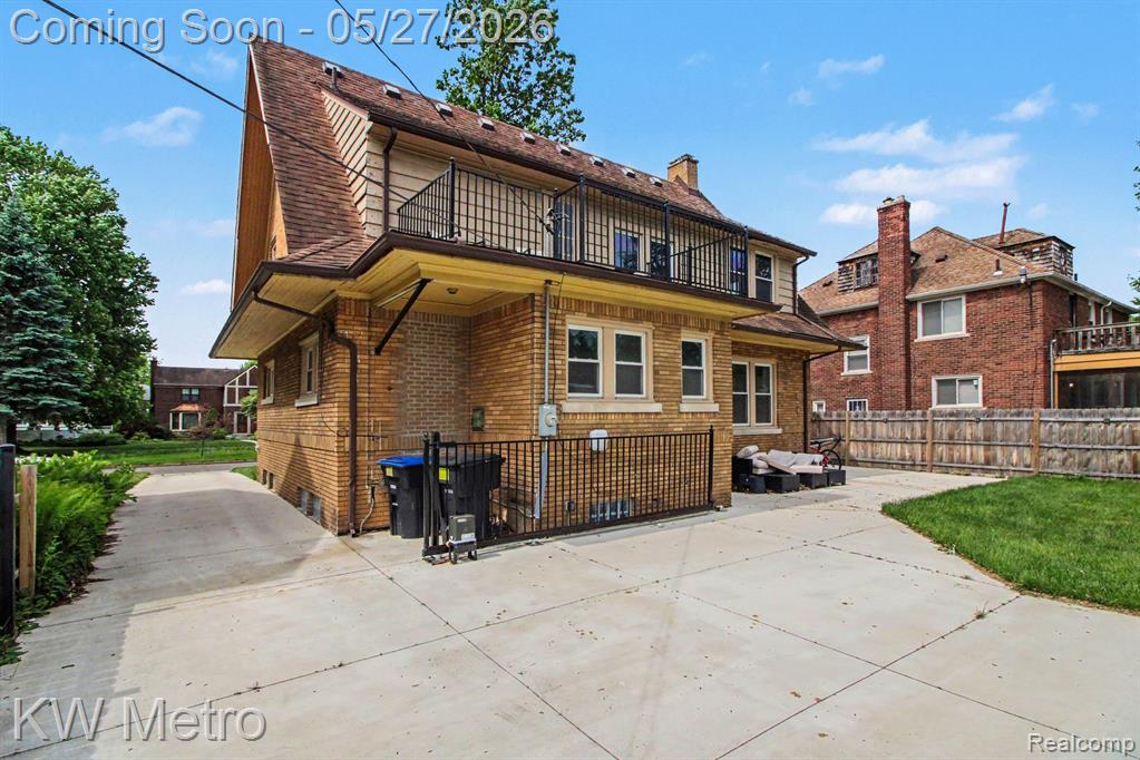 18844 Bretton Drive, Detroit, MI 48223 — Photo 24