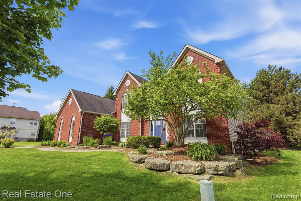 5097 Birkdale Drive, Commerce Twp, MI 48382 — Photo 41