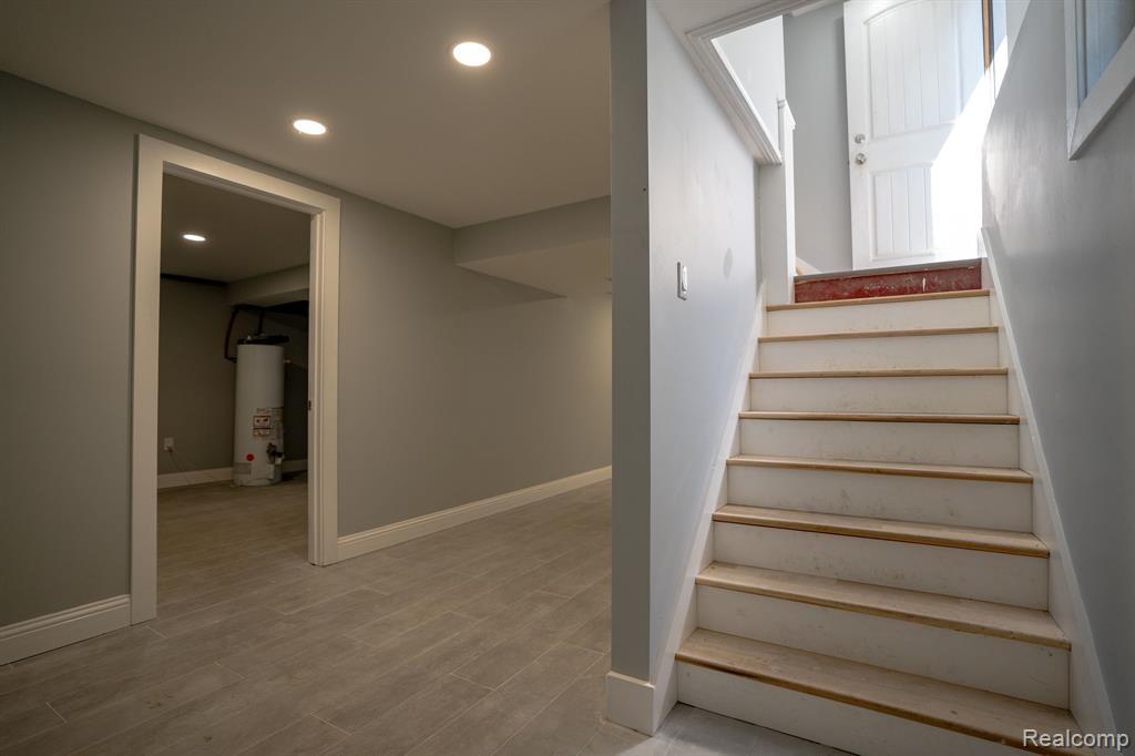 388 Lakewood Street, Detroit, MI 48215 — Photo 24