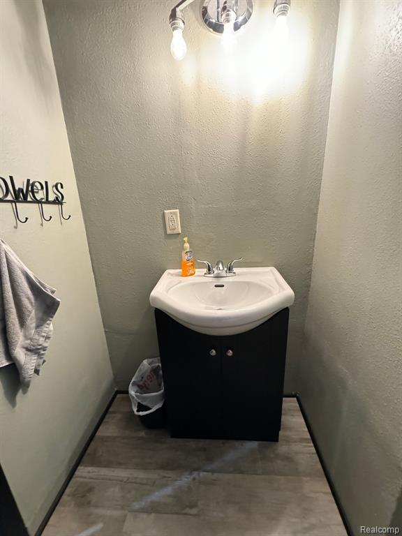 40137 Walter Drive, Sterling Heights, MI 48310 — Photo 52