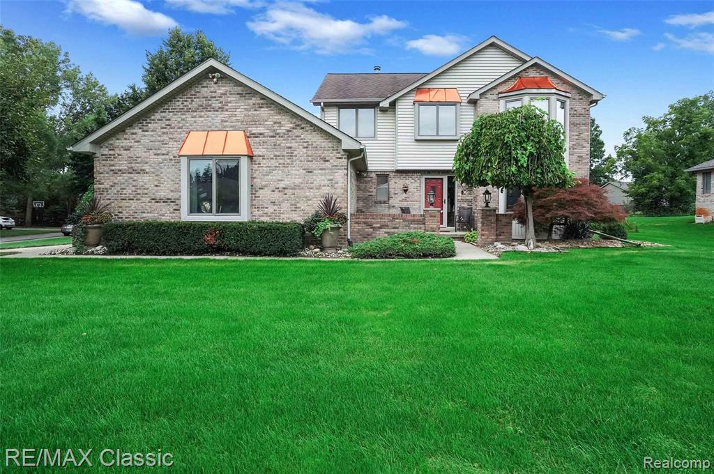 61653 GLENWOOD TRL Trail, Washington, MI — front exterior