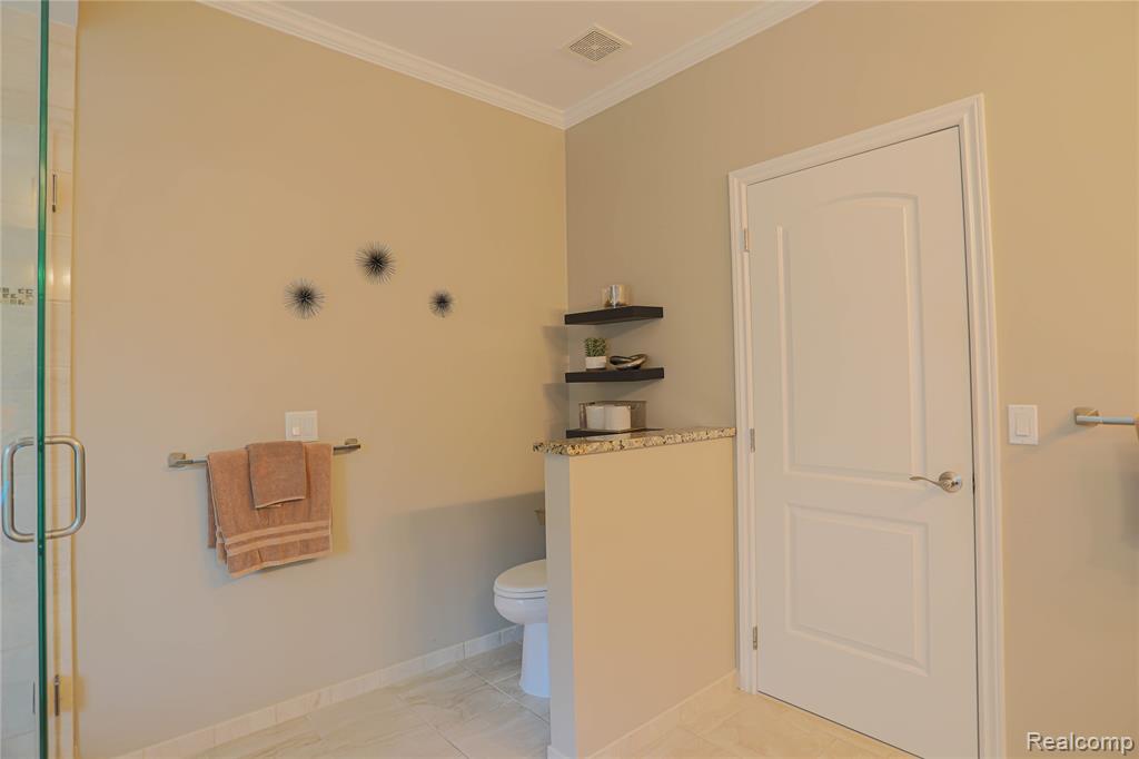 55761 Timbers Edge Drive, Shelby Twp, MI 48316 — Photo 19