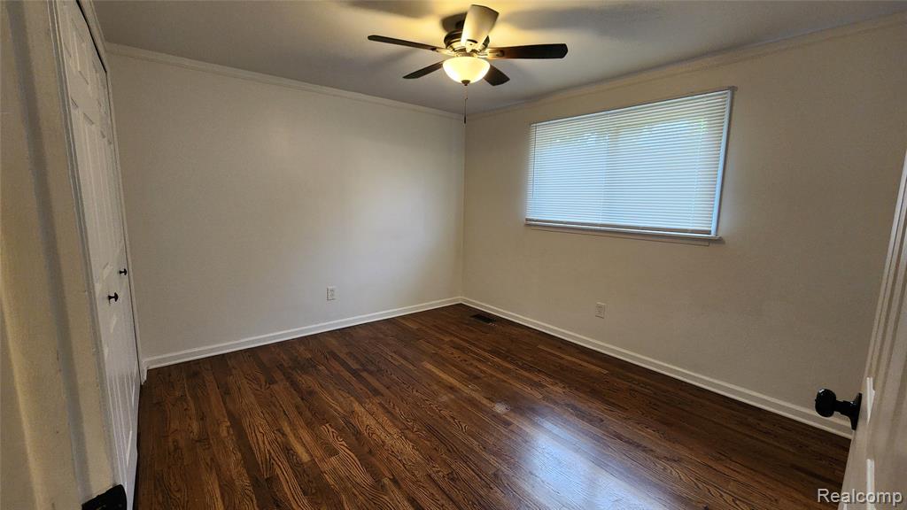 422 Boutell Drive, Grand Blanc, MI 48439 — Photo 24