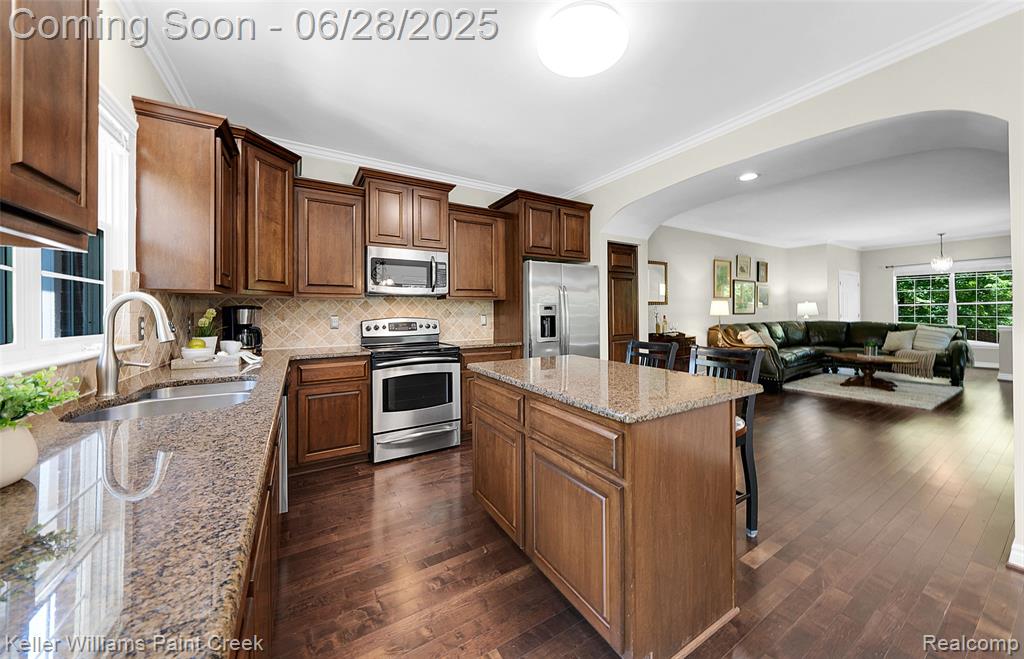 6014 Windemere Lane, Shelby Twp, MI 48316 — Photo 10