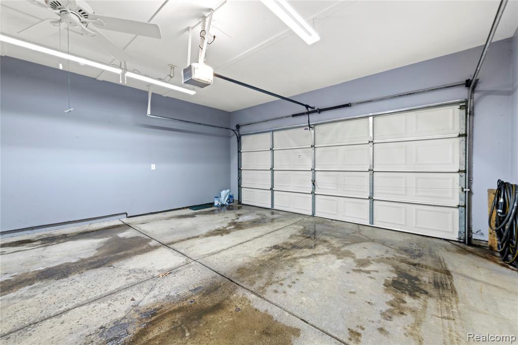 5579 Elmhurst Drive, 167, Trenton, MI 48183 — Photo 30