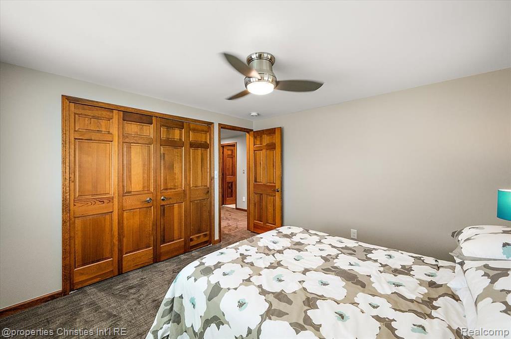 1071 Woodbridge Lane, Rochester, MI 48306 — Photo 43