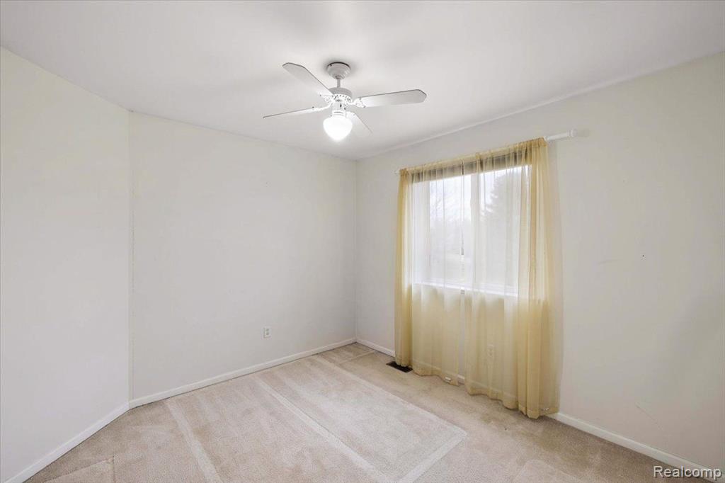 8964 SUNFLOWER, Whitmore Lake, MI 48189 — Photo 40