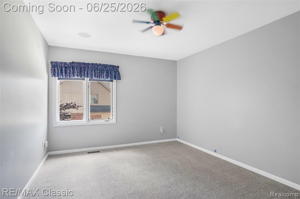 7439 Millwood, West Bloomfield, MI — Photo 32