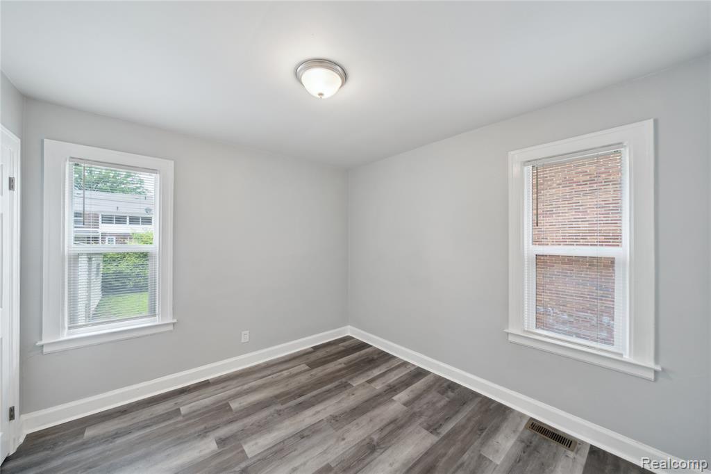 4835 BEDFORD Street, Detroit, MI 48224 — Photo 26