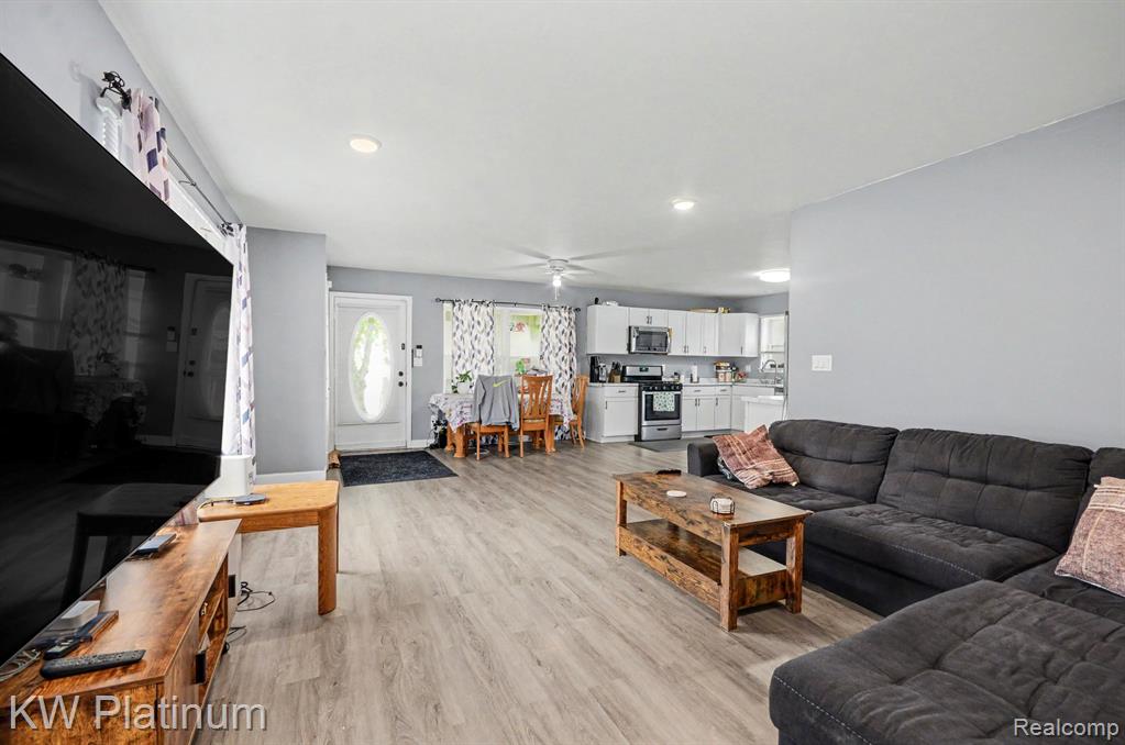 146 Rural Street, Port Huron, MI 48060 — Photo 4