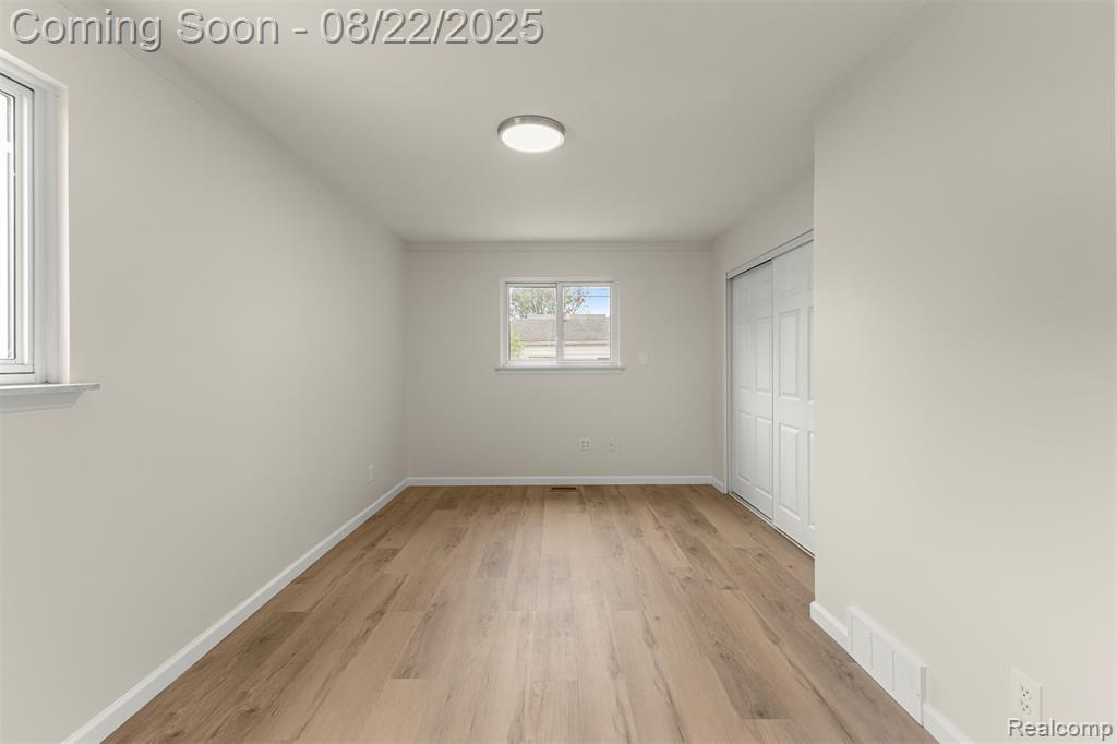 7001 Belton ST Street, Garden City, MI — Photo 20