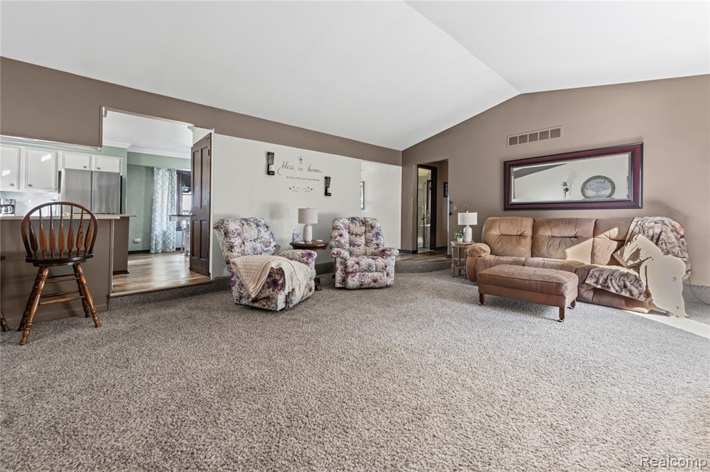 47340 Chrys Road, Macomb, MI 48044 — Photo 15