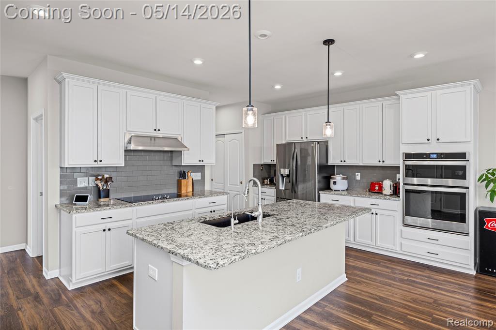 43235 Heron Drive, Novi, MI — Photo 12