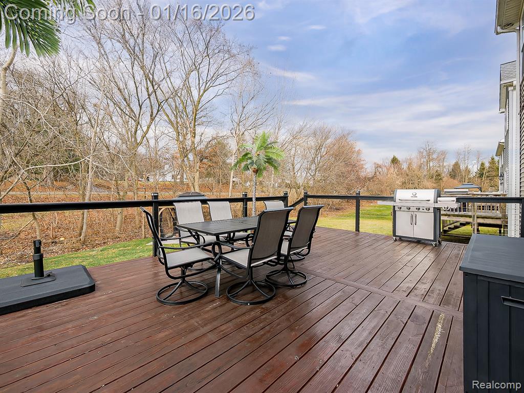 337 Beaver Run, Holly, MI, 48442