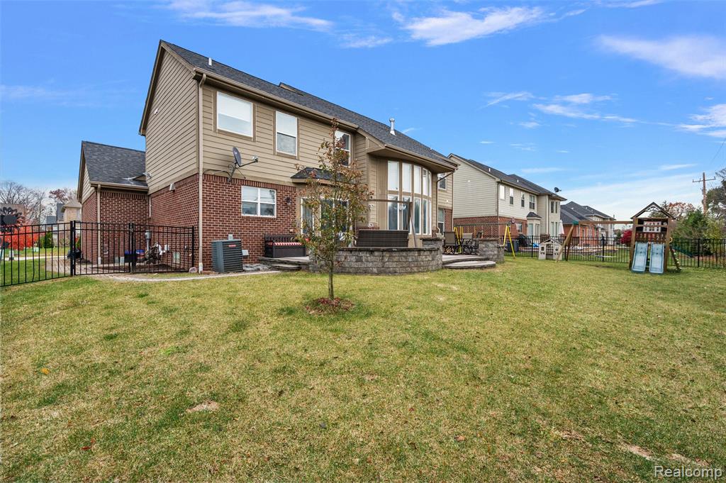 4095 Rockingham Drive, Troy, MI 48085 — Photo 81