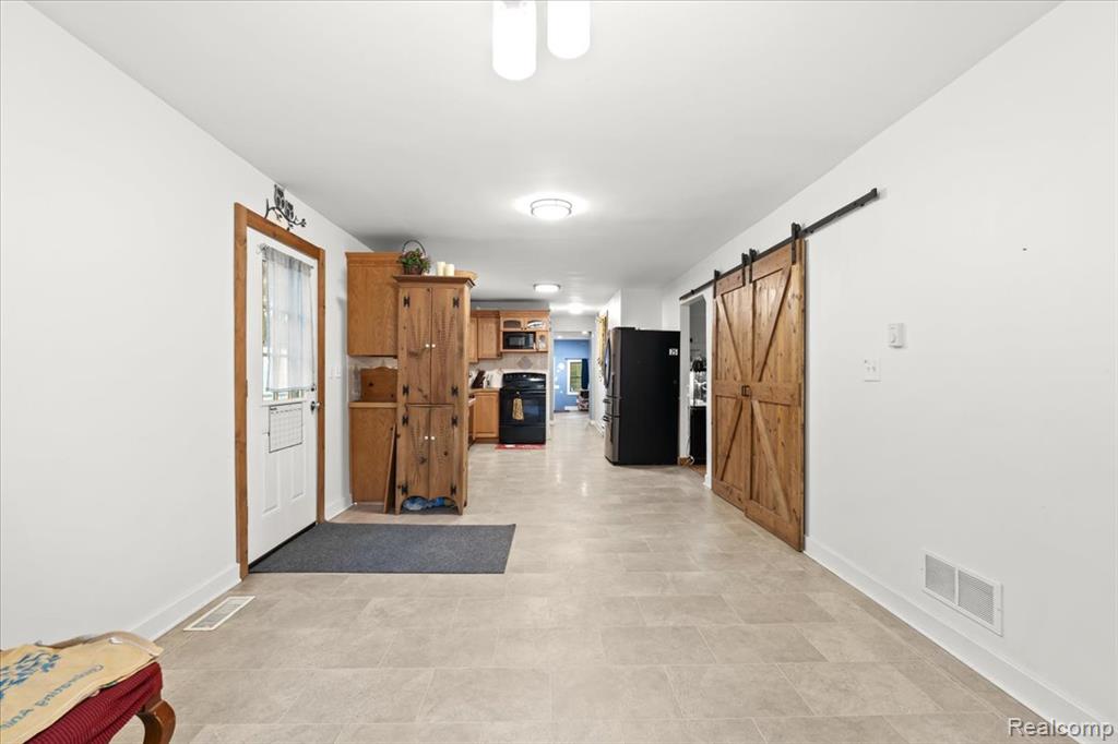 14155 Seymour Road, Linden, MI 48451 — Photo 19