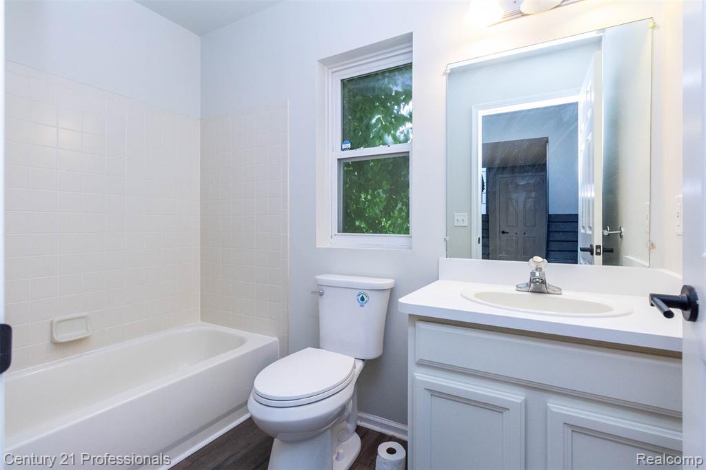 757 Sandalwood Drive, Troy, MI 48085 — Photo 31