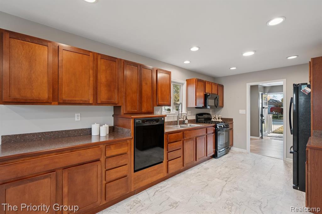 5235 Drayton Road, Clarkston, MI — Photo 15