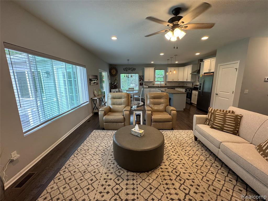 4020 Oak Street, Grand Blanc, MI 48439 — Photo 12