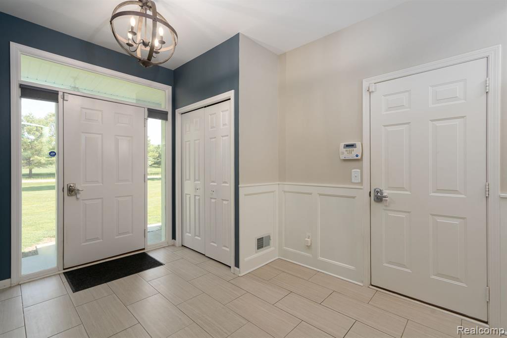 4610 Clyde Road, Howell, MI 48855 — Photo 13