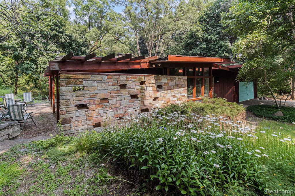 3192 Paint Creek Drive, Oakland, MI — Photo 25