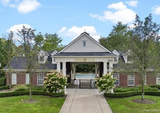 10104 Jasmine Drive, Walled Lake, MI 48390 — Photo 27