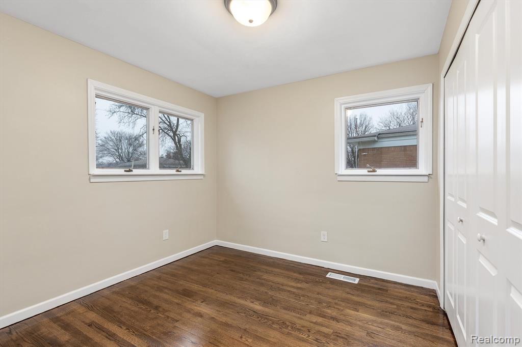 4481 MARLOW Drive, Warren, MI 48092 — Photo 18