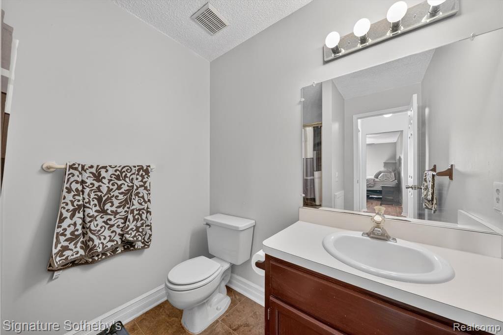 5094 Harbor Oak Drive, 36, Waterford, MI 48329 — Photo 25