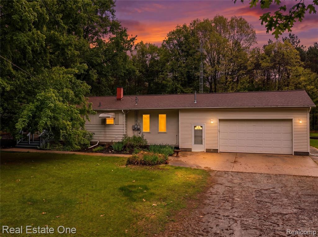 9715 Galatian Drive, Whitmore Lake, MI 48189 — front exterior