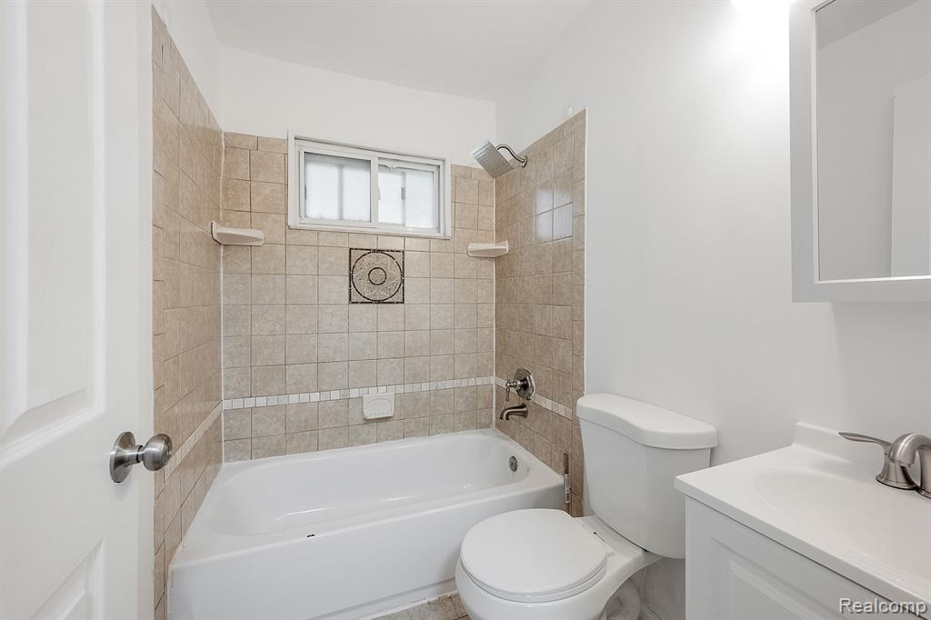 6325 FELLRATH Street, Taylor, MI 48180 — Photo 13