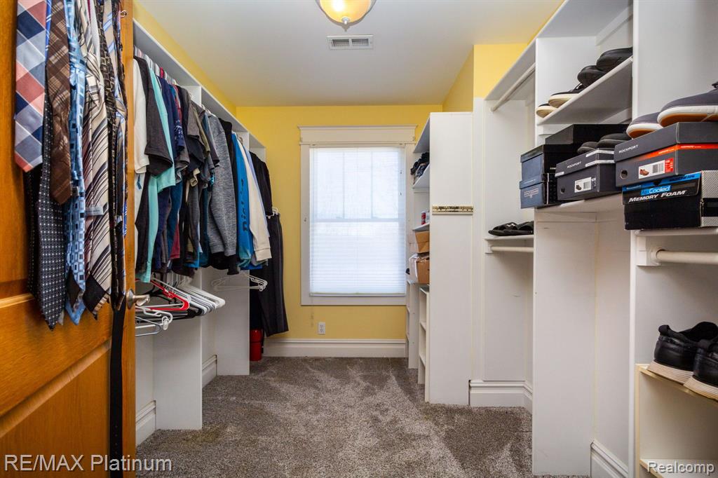 536 N CEDAR Road, Fowlerville, MI 48836 — Photo 27
