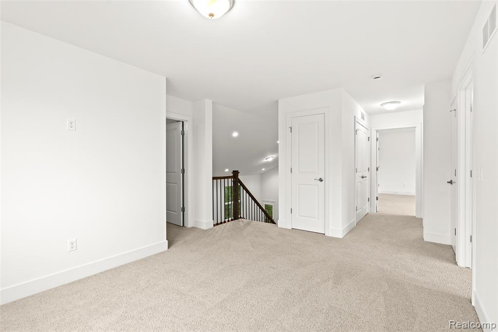 1487 ST JAMES Boulevard, Ann Arbor, MI 48108 — Photo 18