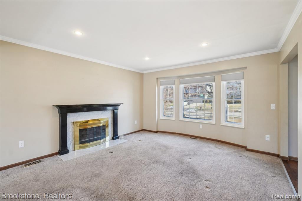 4207 Sunburst Avenue, Waterford, MI 48329 — Photo 6