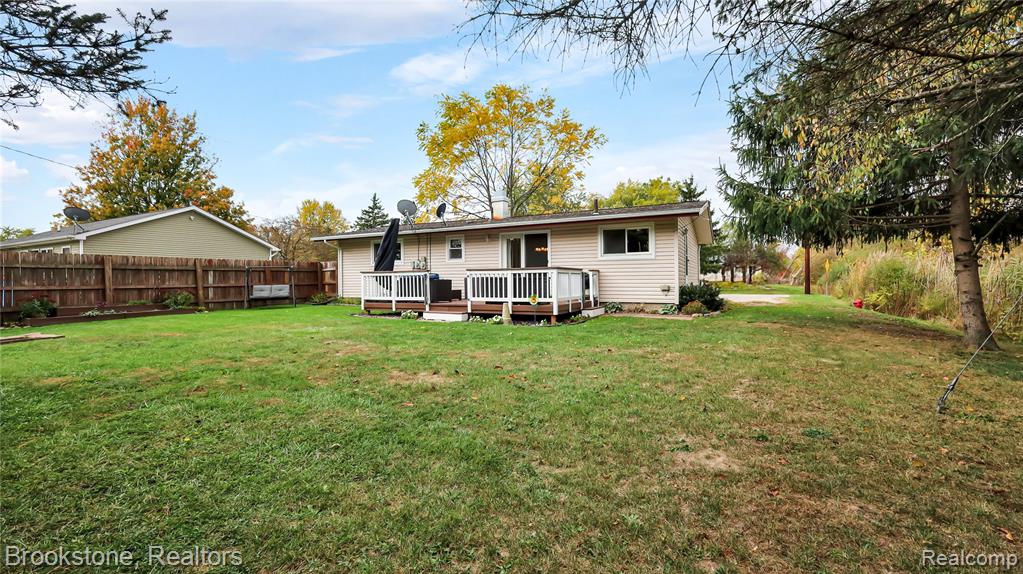 410 N Lester Street, Capac, MI 48014 — Photo 4