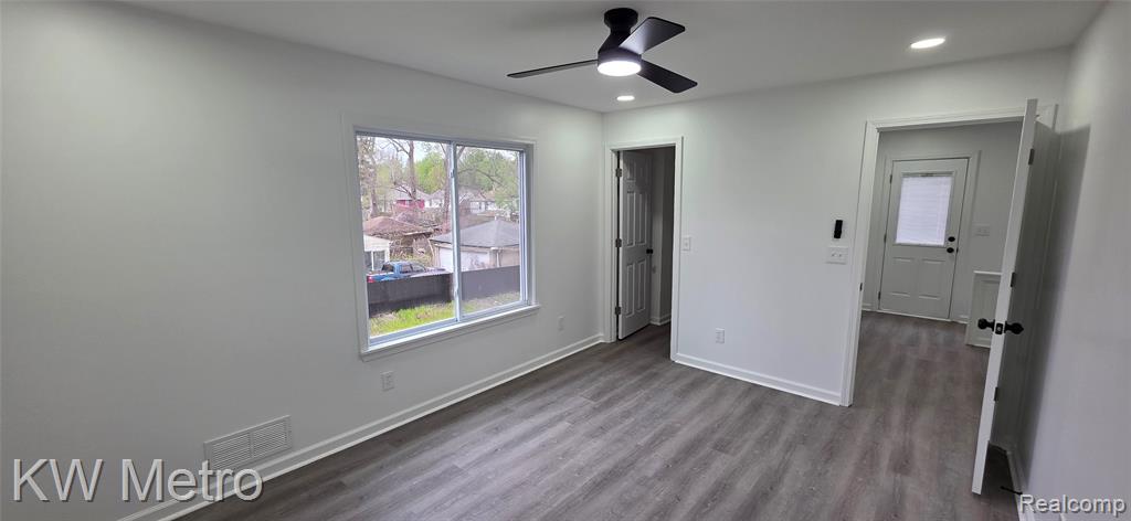 16765 Blackstone Street, Detroit, MI 48219 — Photo 20