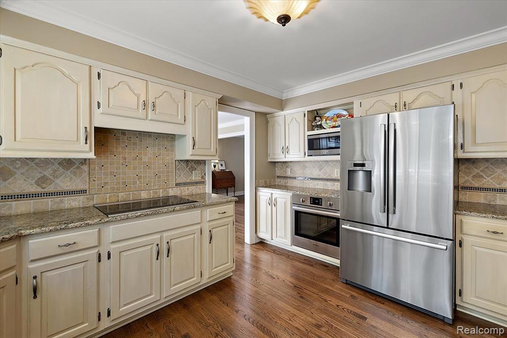 510 Hunters Crossing, Bloomfield Hills, MI 48304 — Photo 16