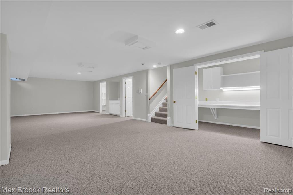 5554 Pine Brooke Court, Bloomfield Hills, MI 48304 — Photo 39
