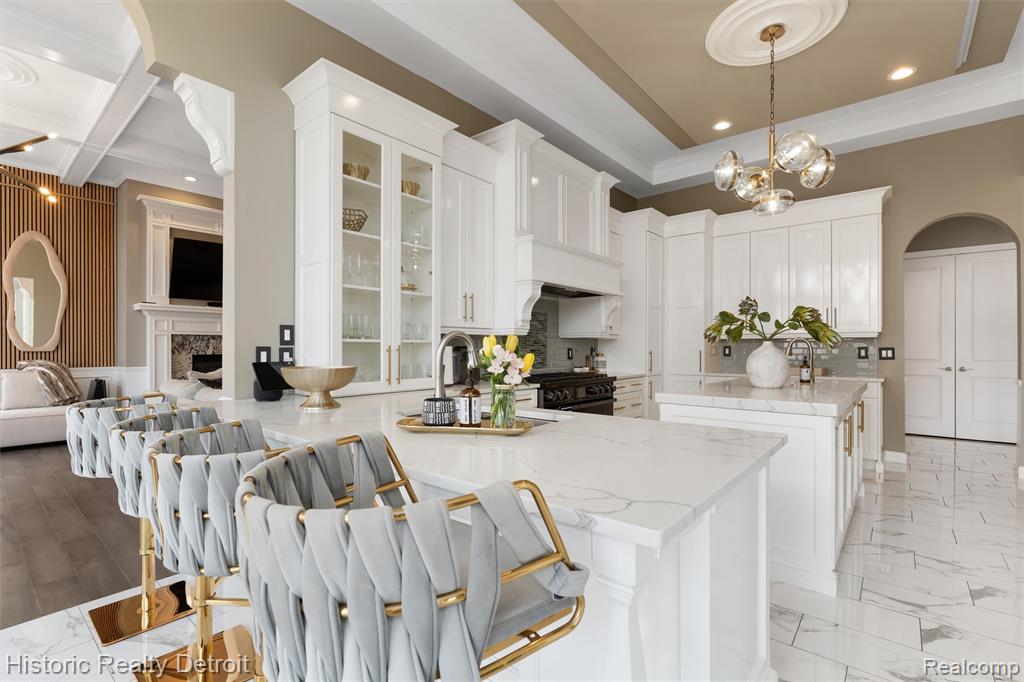 5695 N Branford Drive N, West Bloomfield, MI — Photo 17