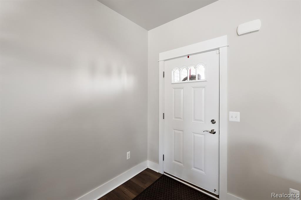 7340 Vanderploeg Lane, Imlay City, MI 48444 — Photo 5