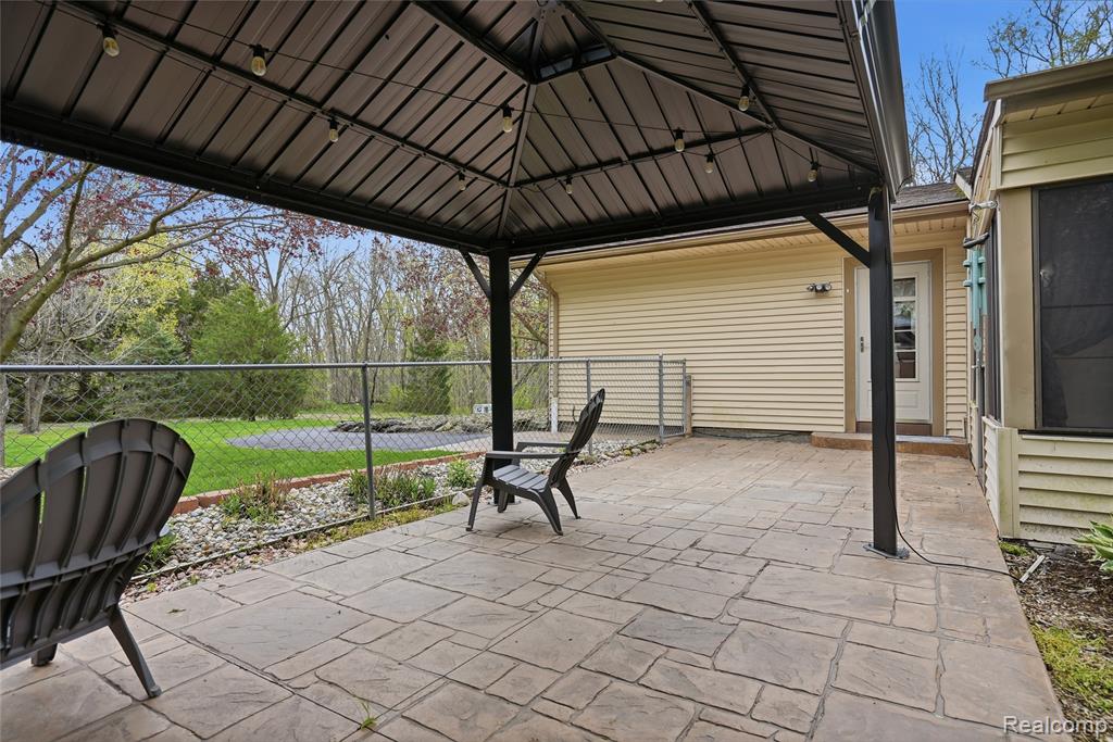 1525 E Dawson Road, Milford, MI 48381 — Photo 52