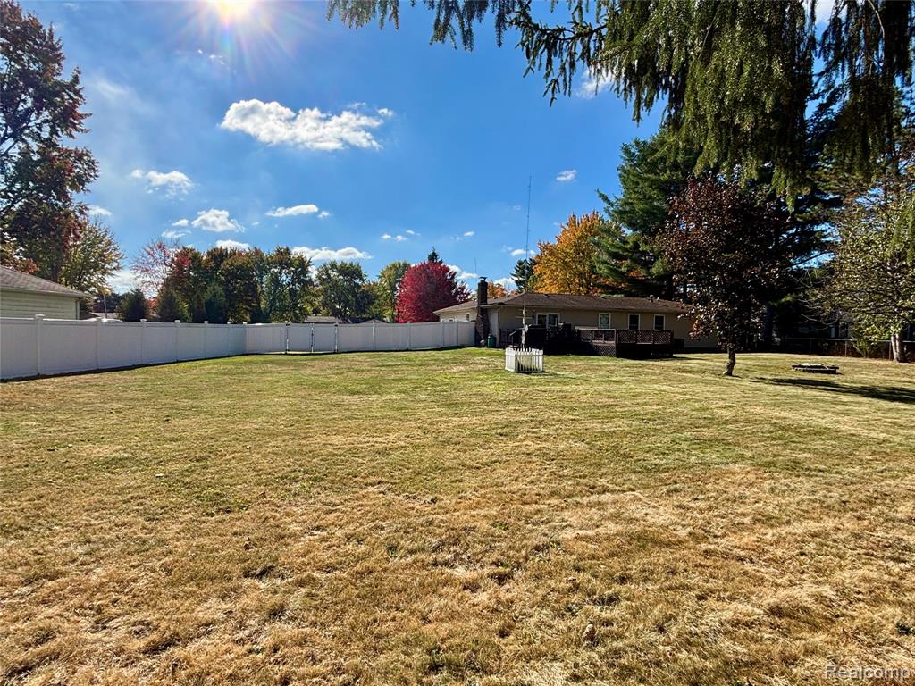 4608 Huntington Drive, Port Huron, MI 48060 — Photo 27