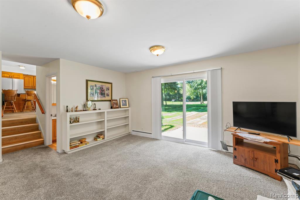 6158 Golfview Drive, Burton, MI 48509 — Photo 28