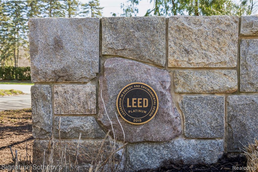 5051 Beach Road, Troy, MI 48098 — Photo 47