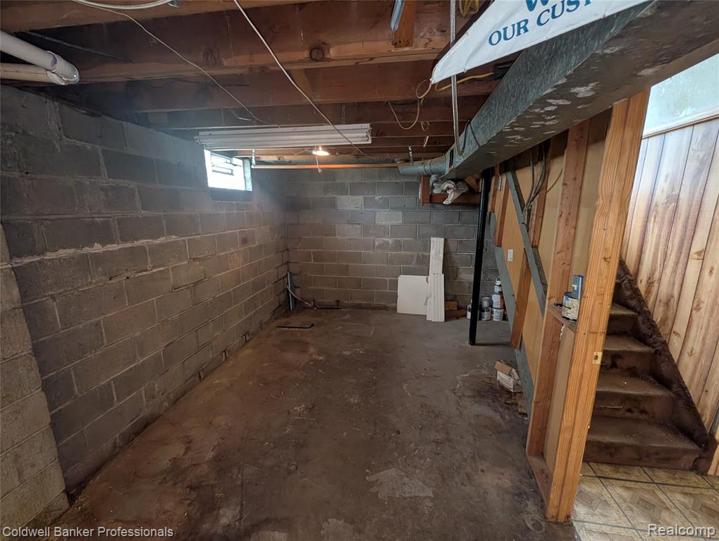 263 N Walnut Street, Mount Clemens, MI 48043 — Photo 32