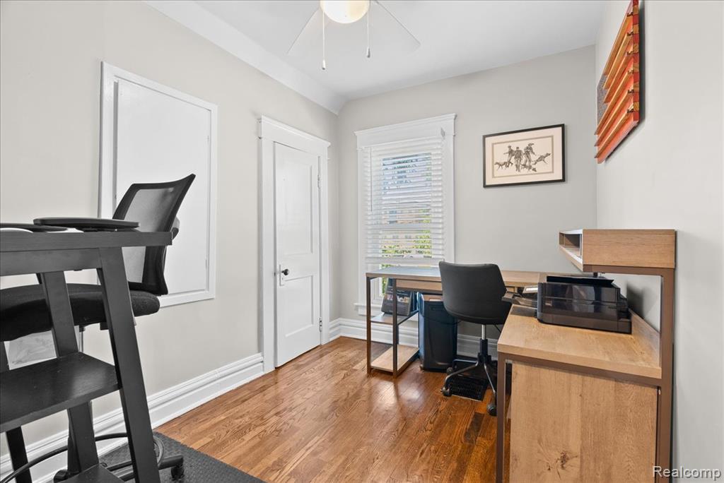 726 W Willow Street, Lansing, MI 48906 — Photo 18
