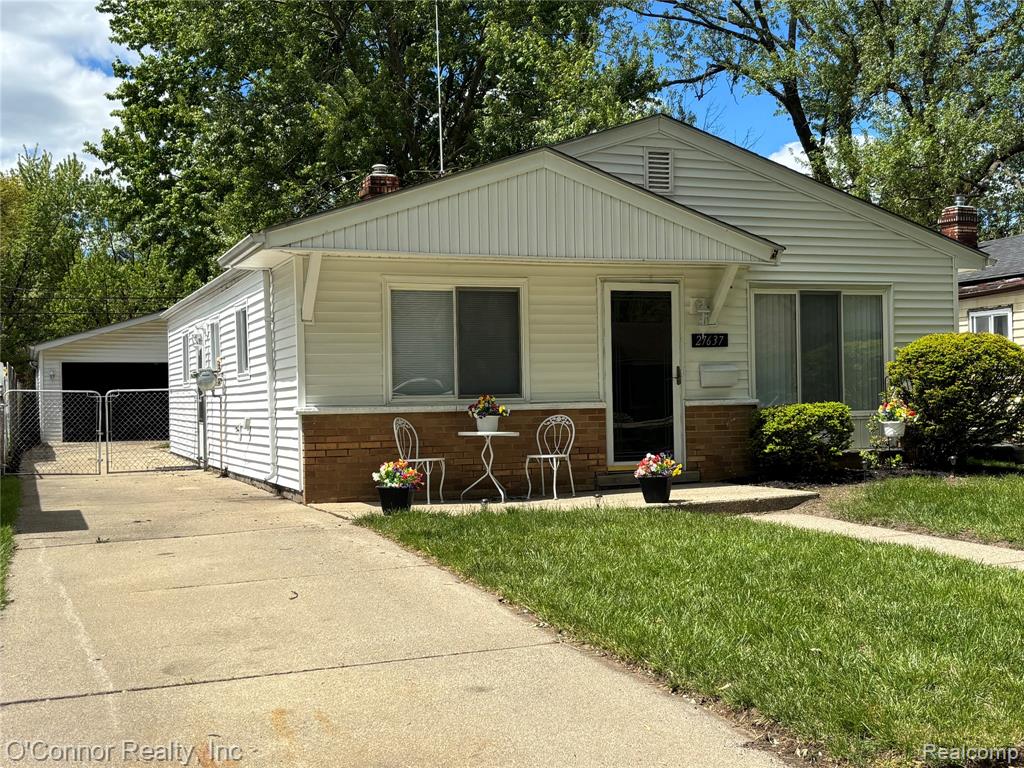 27637 Barrington Street, Madison Heights, MI 48071 — Photo 2