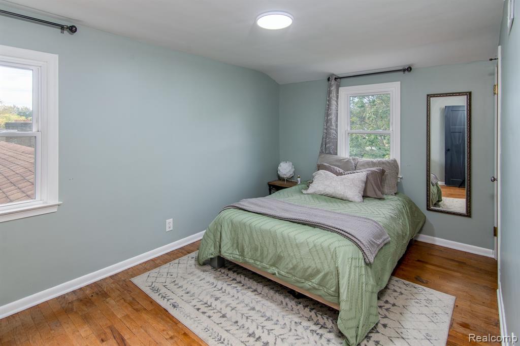 929 IOLA, Flushing, MI 48433 — Photo 16