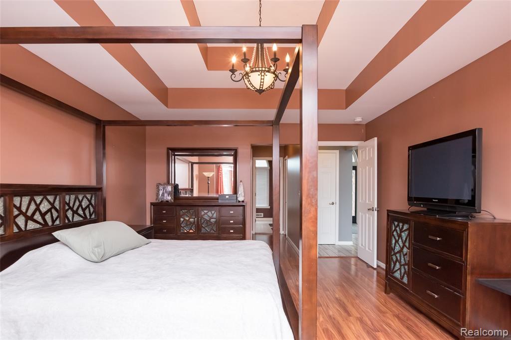 46431 Mariner Drive, Macomb, MI 48044 — Photo 32
