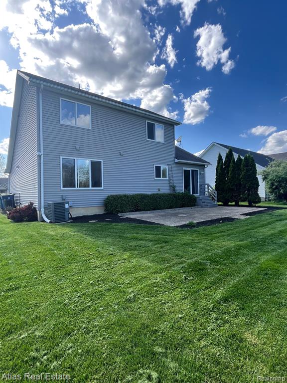 7479 CEDAR, Goodrich Vlg, MI — Photo 5